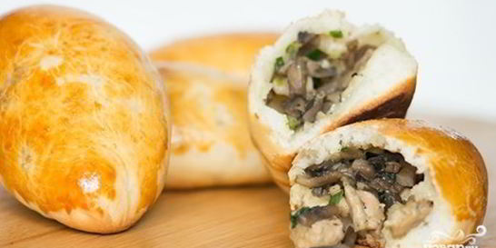Пирожки с грибами и курицей