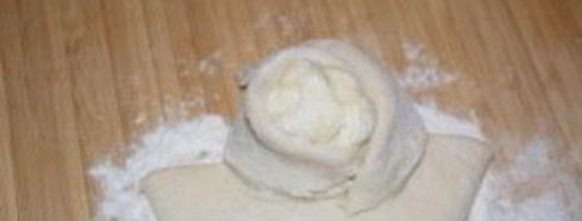 пирожки с творогом из дрожжевого теста. Шаг 7