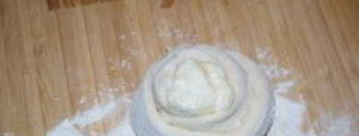 пирожки с творогом из дрожжевого теста. Шаг 8