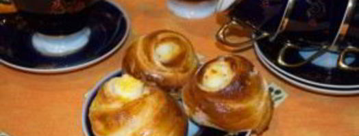 пирожки с творогом из дрожжевого теста. Шаг 10