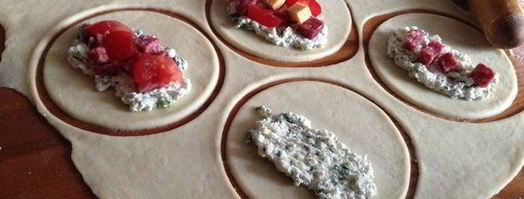 пирожки с творогом, салями и сыром. Шаг 5