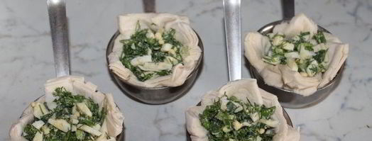 пирожки с яйцом и пряной зеленью. Шаг 14