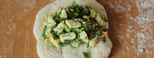 пирожки с яйцом и пряной зеленью. Шаг 7