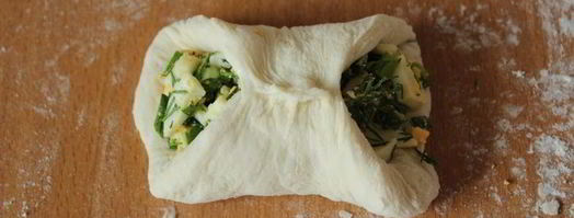 пирожки с яйцом и пряной зеленью. Шаг 8