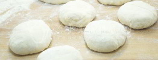 постные пирожки с капустой. Шаг 9