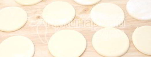 рождественские пирожки с грибами и курицей. Шаг 3