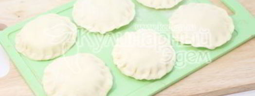 рождественские пирожки с грибами и курицей. Шаг 8