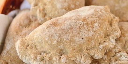 Русские ржаные пирожки с картофелем