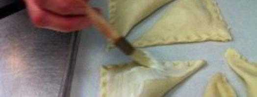 слоеные пирожки с яблоками из готового теста. Шаг 6