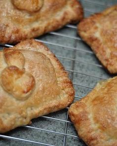 Яблочные пирожки