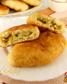 Жареные пирожки из заварного дрожжевого теста