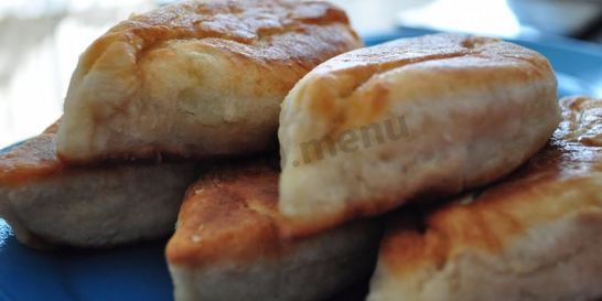 Жареные пирожки с картошкой и и грибами