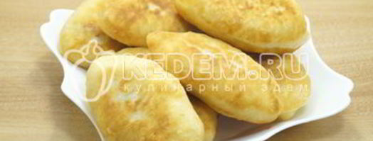 жареные пирожки с клюквой. Шаг 14