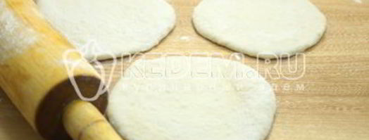 жареные пирожки с клюквой. Шаг 9