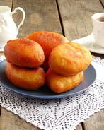 Жареные пирожки с творогом на сковороде