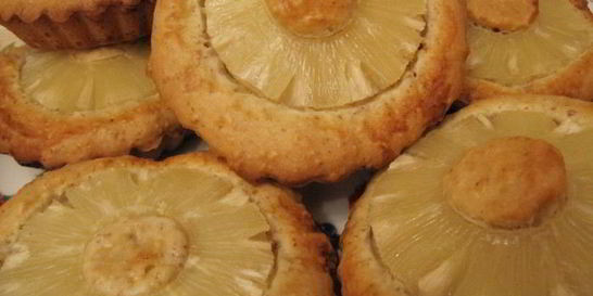 Ананасовые пирожные