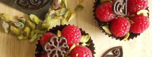 корзинки с ганашем, брауни и малиной. Шаг 8