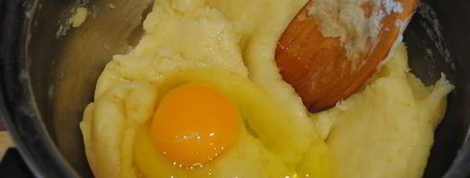 нежное пирожное с песочной основой. Шаг 3