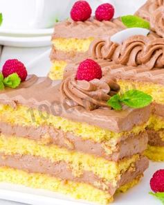 Пирожное бисквитное с кремом