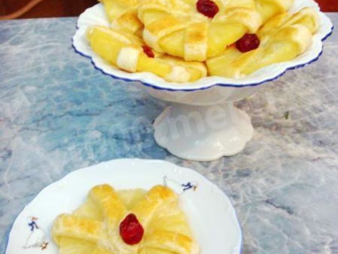 Рецепт пирожного фруктового цветы из ананаса