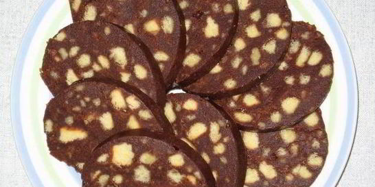 Пирожное Колбаска из печенья