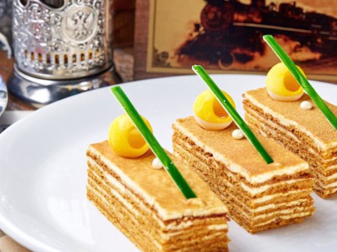 Рецепт пирожного медовик