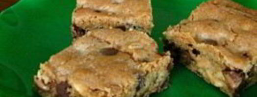 пирожные с шоколадом и карамелью. Шаг 4