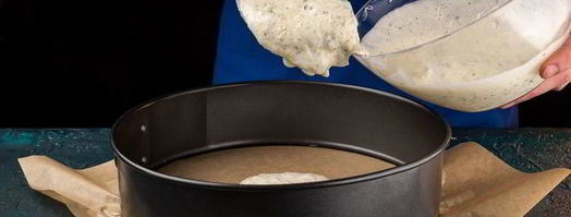 пирожные с творожным сыром, зеленью и красной икрой. Шаг 7