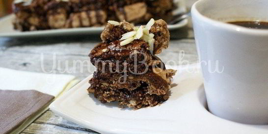 Пирожные Шоколадное безе с орехами