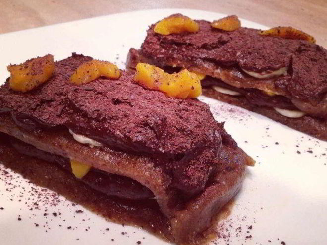 Рецепт шоколадного пирожного с кремом из авокадо