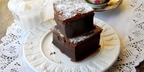 Шоколадное пирожное