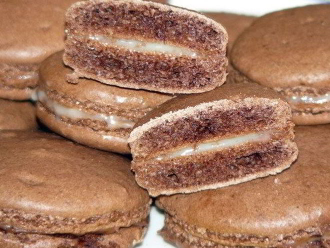 Рецепт шоколадных пирожных макарон