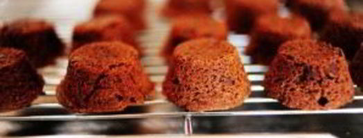 шоколадные пирожные в сливочной глазури. Шаг 5