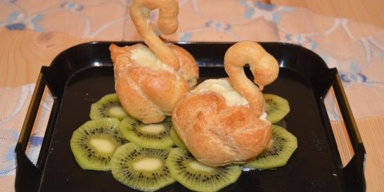 Заварные пирожные Лебединая верность