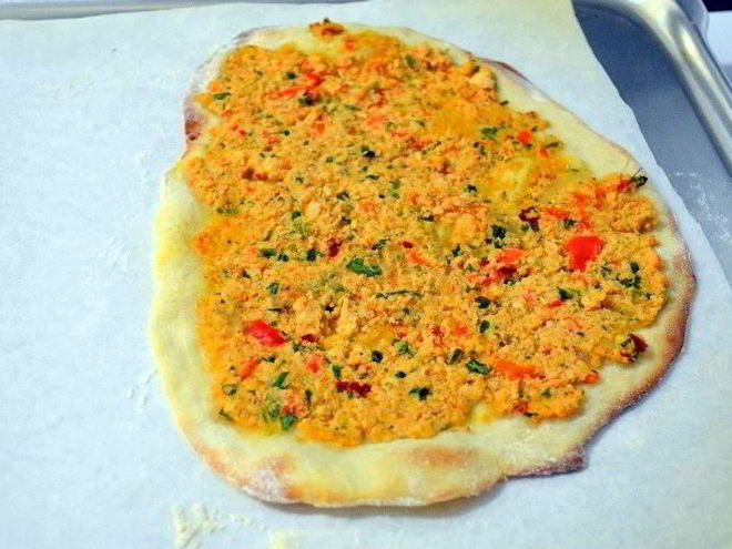 Рецепт домашнего турецкого лахмаджун пицца с фаршем