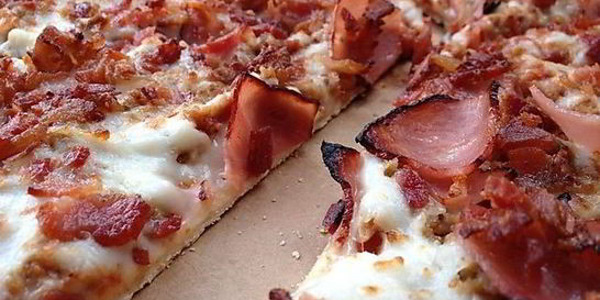 Итальянская пицца с ветчиной