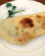 Итальянская закрытая пицца Калвазоне