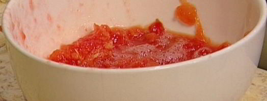 мини-пиццы с грудинкой, помидорами и оливками. Шаг 3