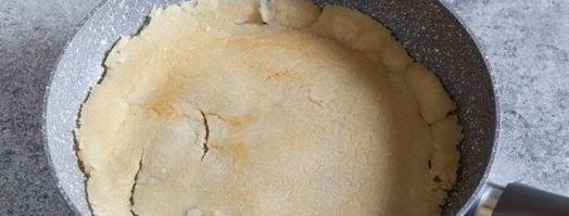 пицца на сковороде без муки. Шаг 12