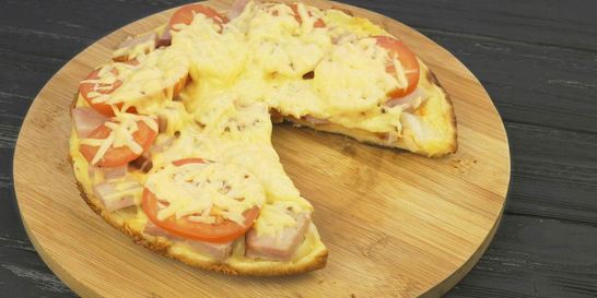 Пицца на сковороде за 10 минут