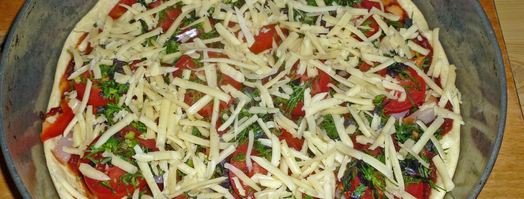 пицца на жидком тесте со свининой, помидорами и перцем. Шаг 17