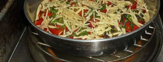 пицца на жидком тесте со свининой, помидорами и перцем. Шаг 18