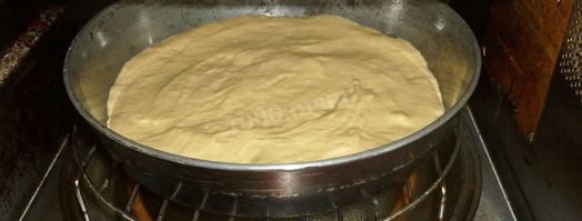 пицца на жидком тесте со свининой, помидорами и перцем. Шаг 9