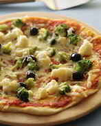 Пицца с брокколи и цветной капустой