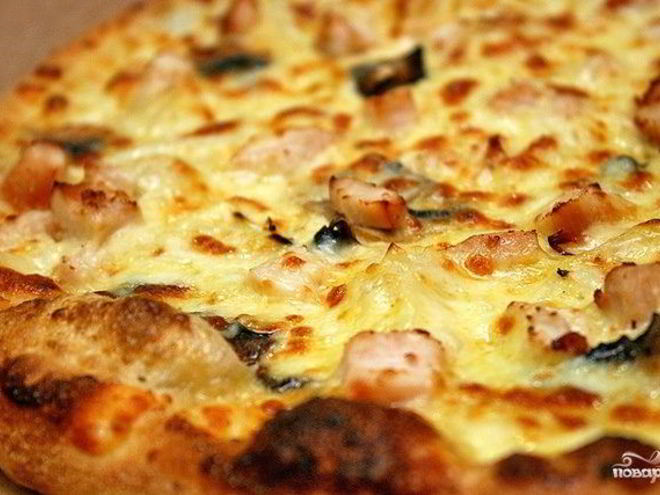 Рецепт пиццы с копченой курицей