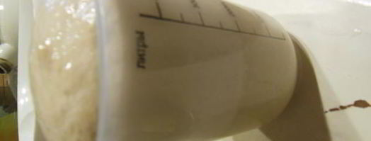 пицца с моцареллой и помидорами. Шаг 2