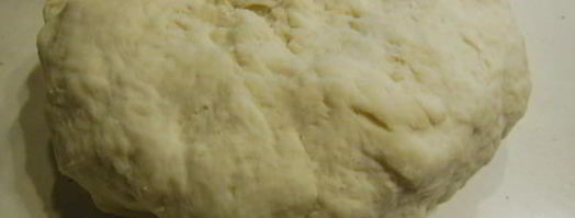 пицца с моцареллой и помидорами. Шаг 4