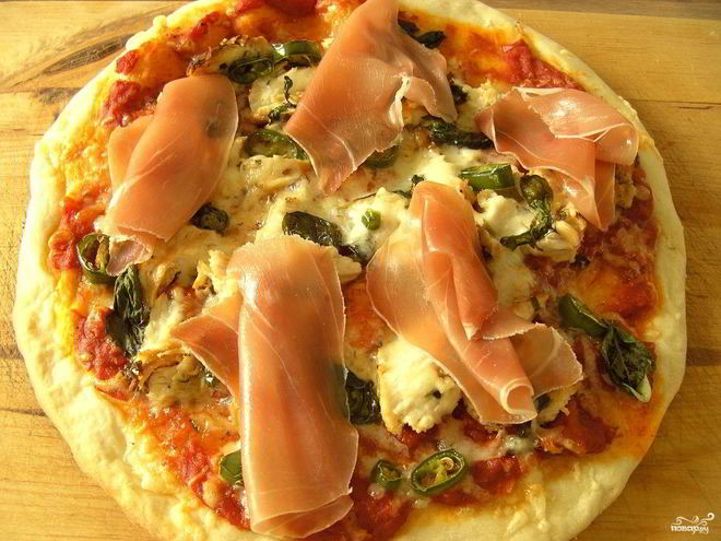 Рецепт пиццы с пармской ветчиной