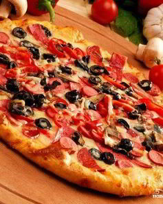 Пицца с помидорами в мультиварке