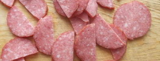 пицца с салями и грибами. Шаг 2